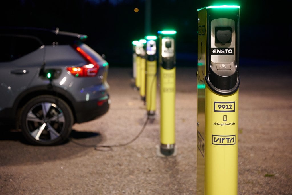 First 'ultra-fast' electric car charging station comes online in Europe